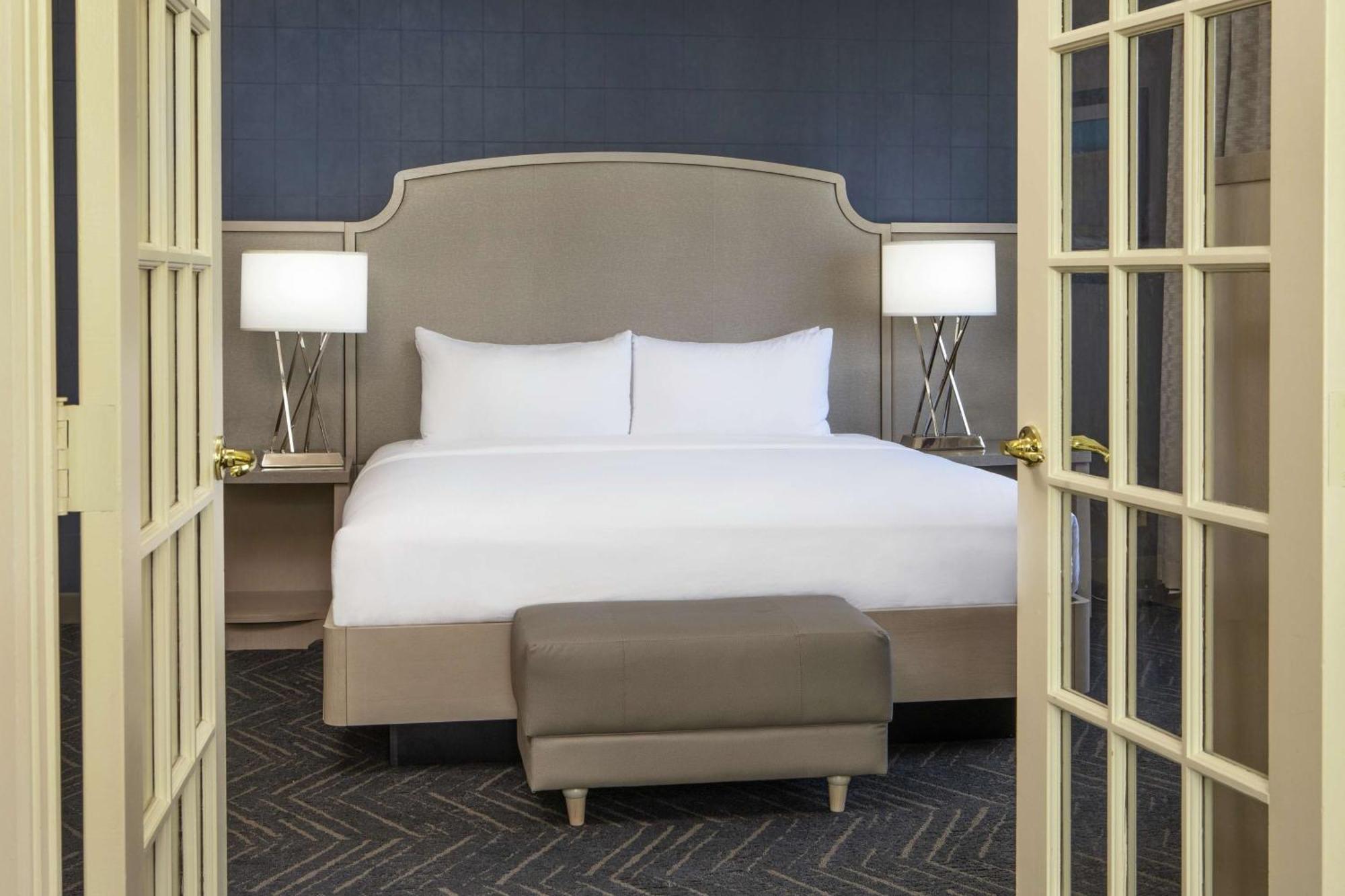 Doubletree By Hilton Hotel Nashville Downtown Екстер'єр фото