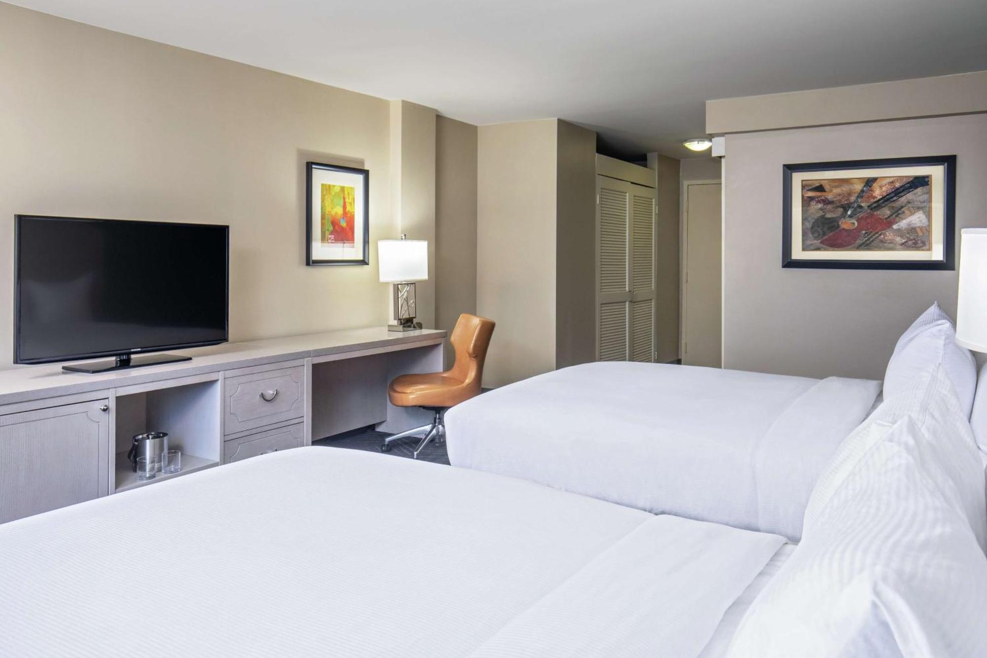 Doubletree By Hilton Hotel Nashville Downtown Екстер'єр фото