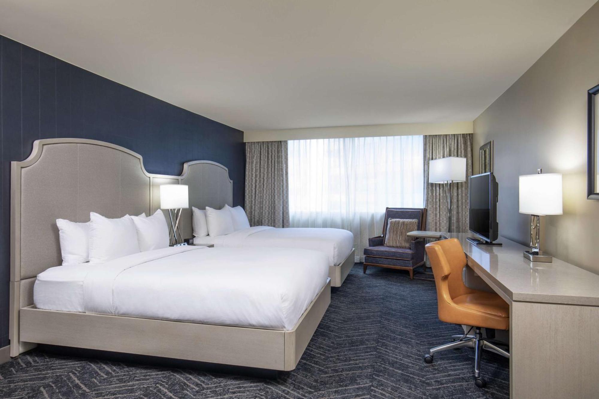 Doubletree By Hilton Hotel Nashville Downtown Екстер'єр фото
