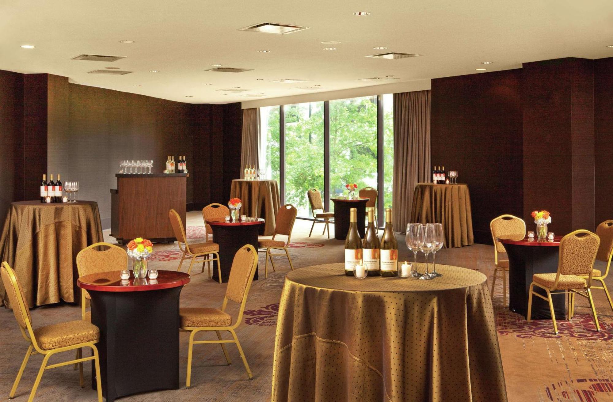 Doubletree By Hilton Hotel Nashville Downtown Екстер'єр фото