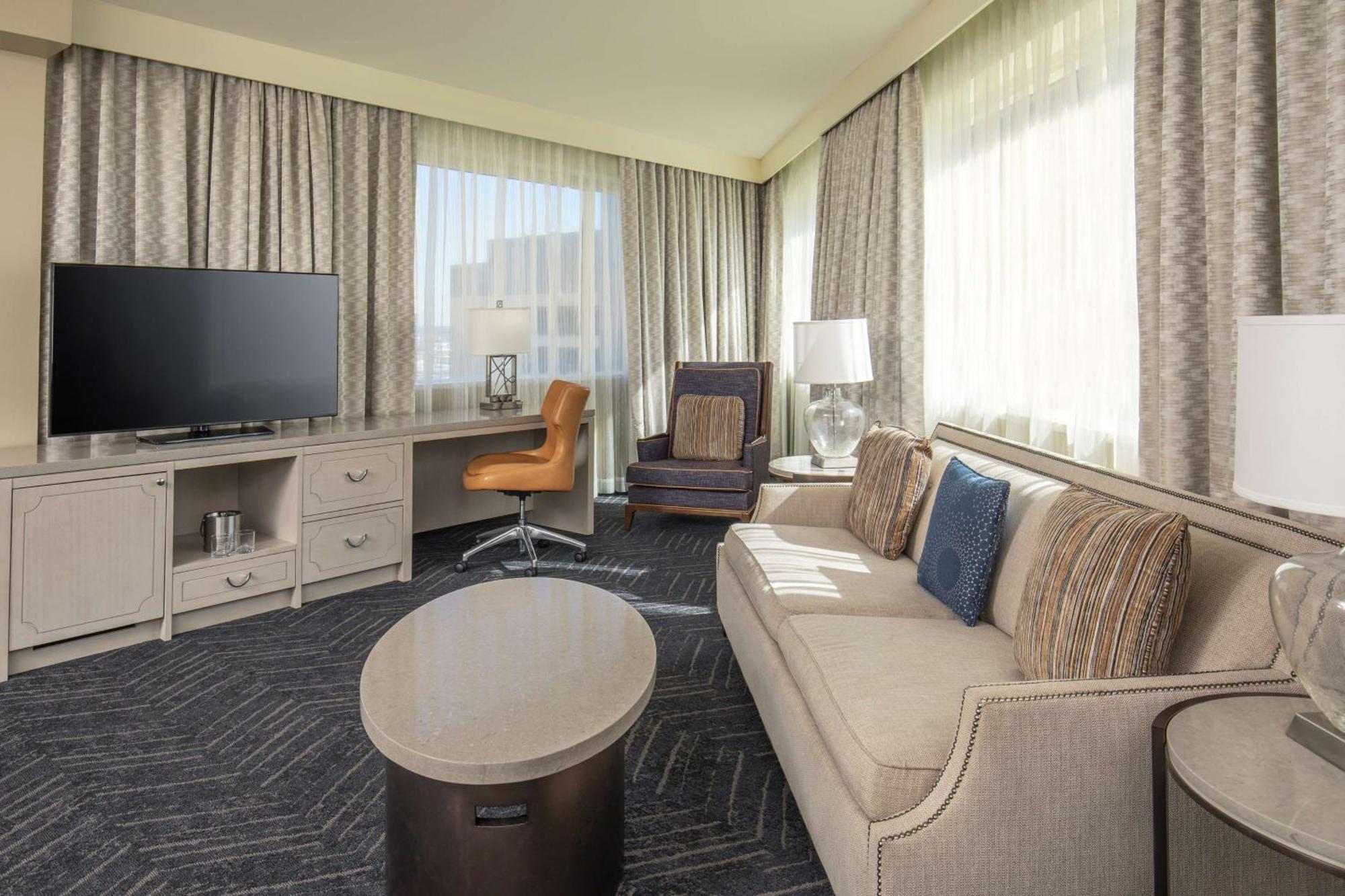 Doubletree By Hilton Hotel Nashville Downtown Екстер'єр фото