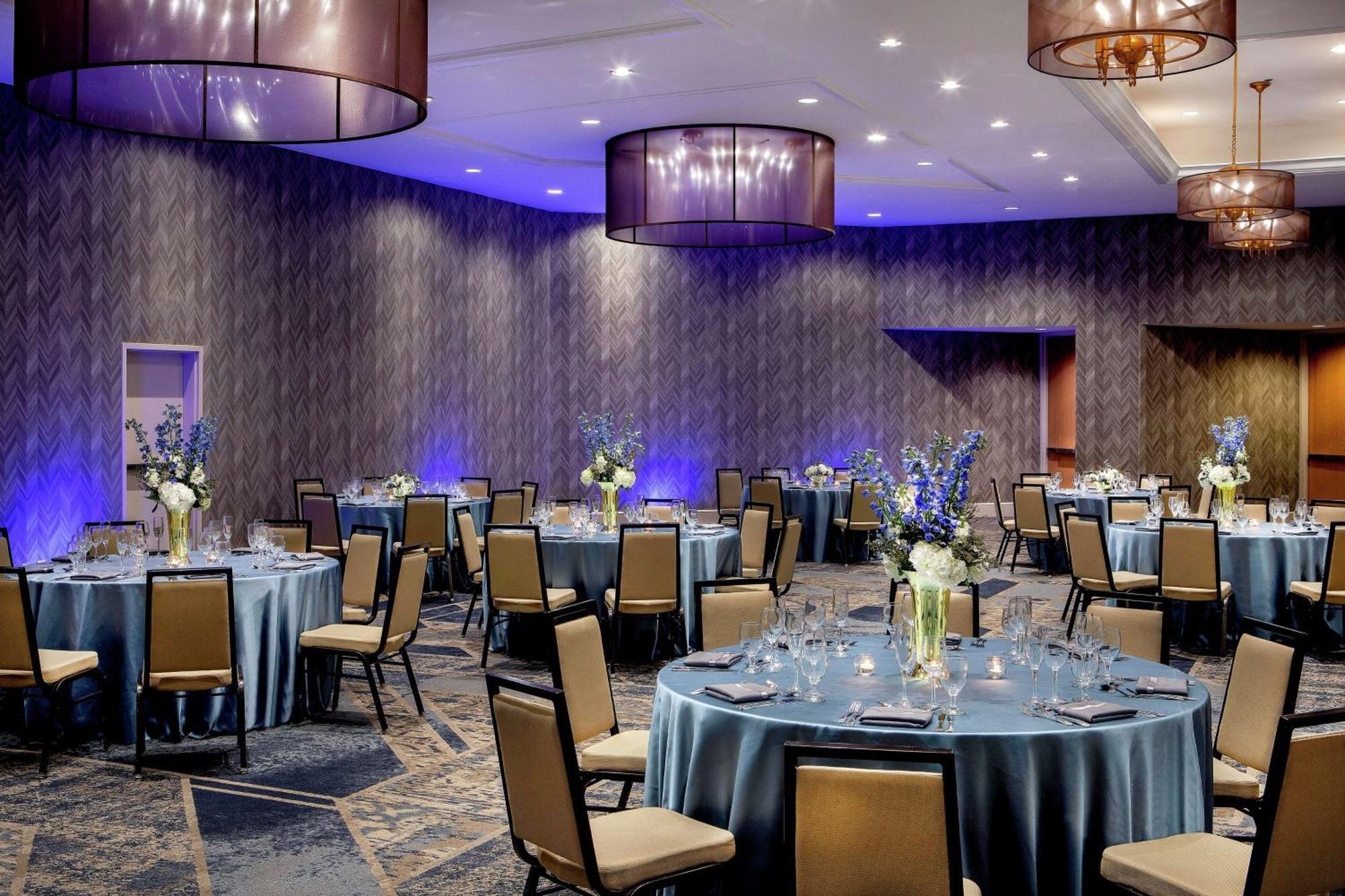 Doubletree By Hilton Hotel Nashville Downtown Екстер'єр фото